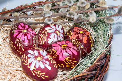 Easter egg in basket.