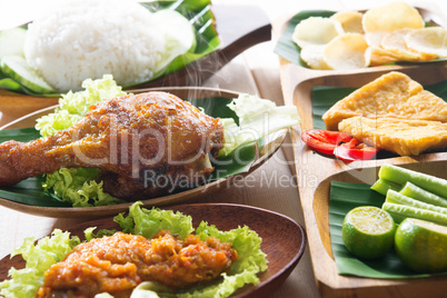 popular indonesia fried chicken rice
