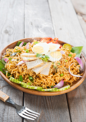 spicy dried curry instant noodles