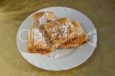 homemade apple pie