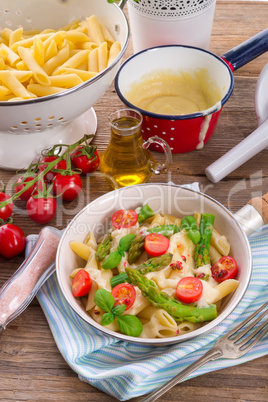 noodles with asparagus in cream-cheese sauce