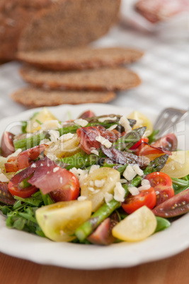 Salat mit Spargel