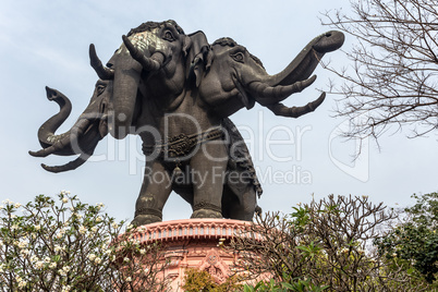 huge elephant statue