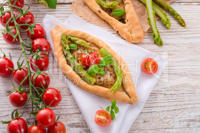 home-baked pide with green asparagi