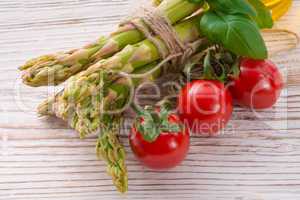 asparagus tomatoes oil