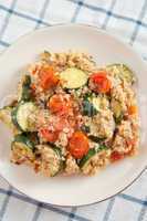 Zucchini Tomaten Couscous Salat