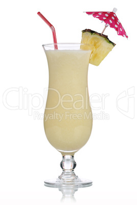 pina colada cocktail isoliert