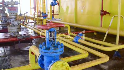 Offshore gas production platform facilities