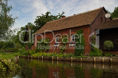 Backstein Haus Ziegel Ziegelstein Spreewald Ufer Wohnhaus