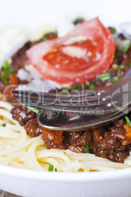 Spaghetti Bolognese und Käse