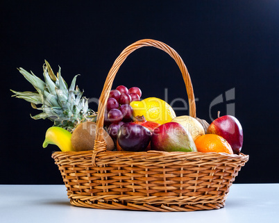 Fruit basket