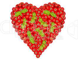 Großes Herz aus Tomaten mit Basilikum
