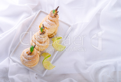 pear in pastry