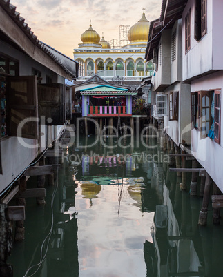 mosque in floating village