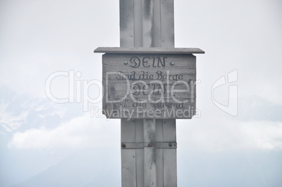 Spruch an einem Gipfelkreuz