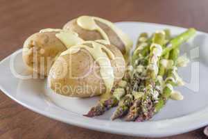 Green Asparagus with Potatoes