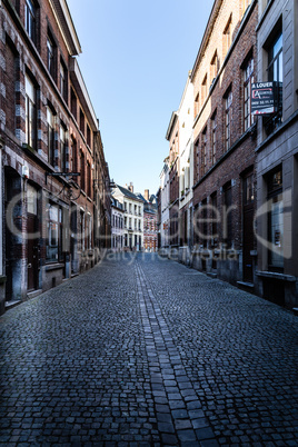 Gasse in Mons - Alleyway in Mons