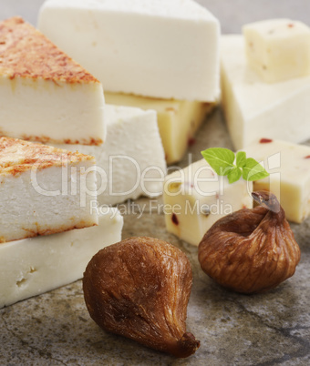 cheese with dried figs