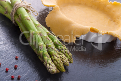 green asparagi tart preparation