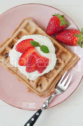 Waffeln mit Erdbeeren