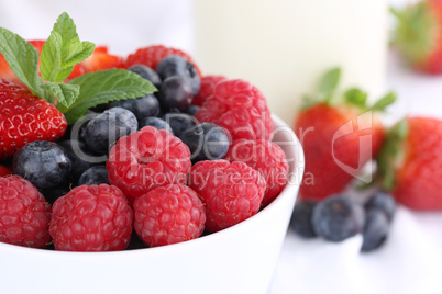 gesunde beeren früchte zum frühstück