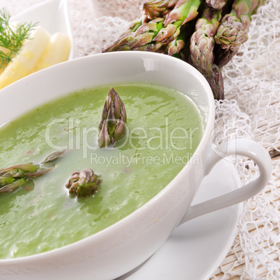 green asparagus soup