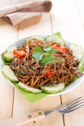 asian spicy fried noodles