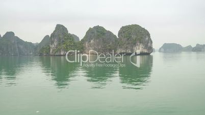 Hailong bay from boat