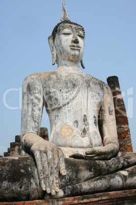 Buddhastatue aus Stein