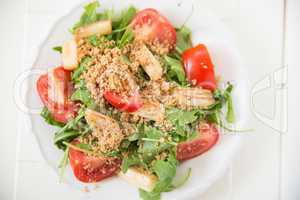 Salat mit Spargel und Tomaten