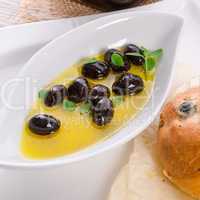 antipasti olives