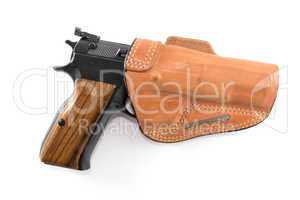 Pistole 9mm Parabellum in hellbraunem Lederholster