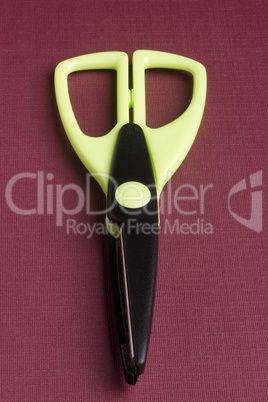 Scissors for decorative works