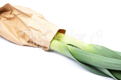 Gemüse in Papiertüte