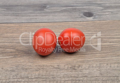 Tomaten auf Holz