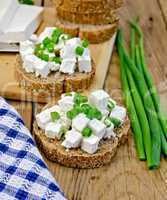 Bread with feta and green onions