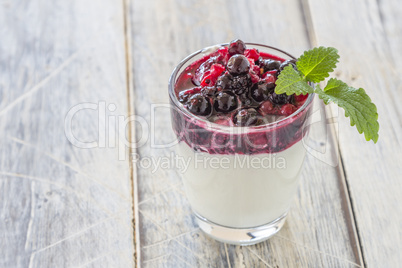 Yoghurt with red Berries