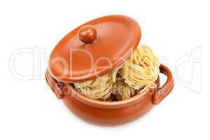 Spaghetti in a clay pot