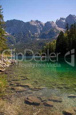 Eibsee, Bergsee, Traum, Idylle, blau, Grainau, azur, anblick, Wald, Ufer, baum, bayern, bergurlaub, Tourismus, Highlight, garmisch, gebirgssee, oberbayern, ruhe, see, stille, wanderurlaub, zugspitze, Tal, Talstation, wasser, Urlaub