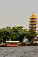 Wat Thong, Bangkok, Schule, Turm, tower, chao Praya, Phraya, Ufer, Pier, Steg, Haltestelle, anlegestelle, Anleger, Fluss, Wasser, architektur, bangkok, thailand, Transport,