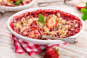 Strawberry Crumble