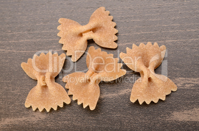 Vollkorn Farfalle