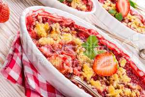 Strawberry Crumble