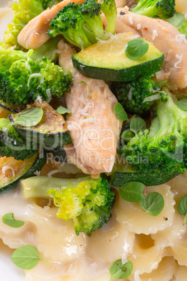 Farfalle pasta with zucchini and broccoli