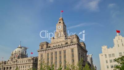 Shanghai Customs House facade hyperlapse