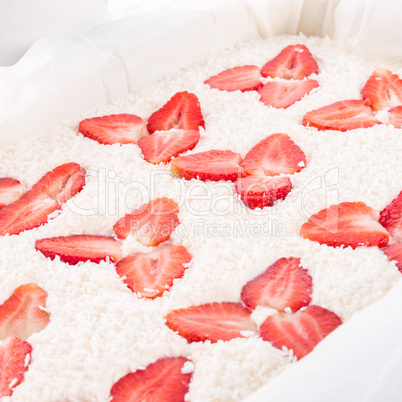 coconut strawberry cheesecake