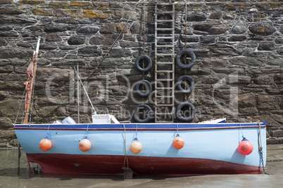 Fischerboote im Hafen von Gorran Haven, Cornwall, Großbritannie