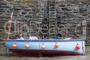 Fischerboote im Hafen von Gorran Haven, Cornwall, Großbritannie