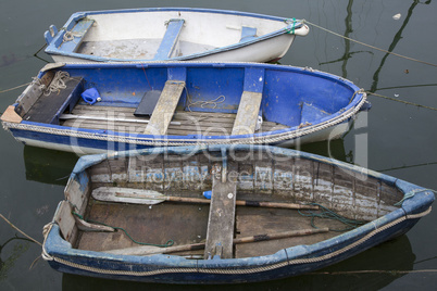 Fischerboote im Hafen von Mevagissey, Cornwall, Großbritannien