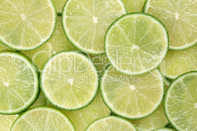 Hintergrund aus geschnittenen Limetten oder Limonen